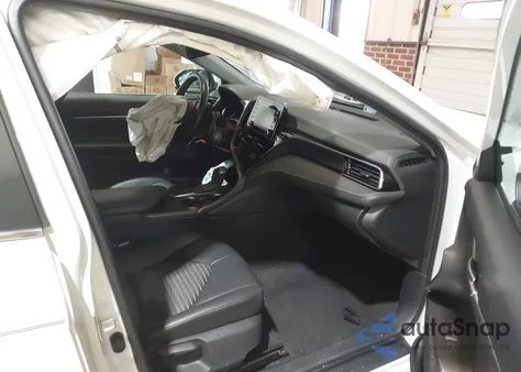 2021 Toyota Camry Se Awd z USA, uszkodzony, nr VIN 4T1G11BK7MU022393